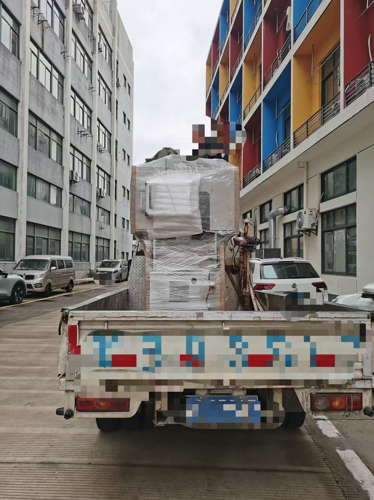 1761892194205869.jpg 4.jpg